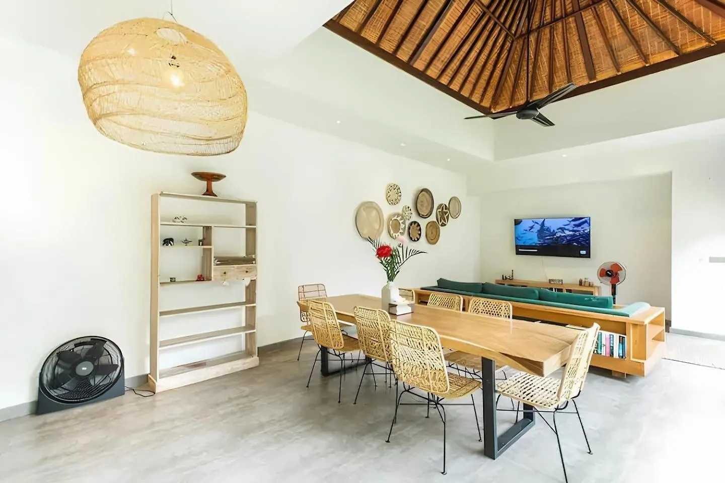 Villa Grandlux Bali 2 Bed Villa Pool Big Garden Seminyak