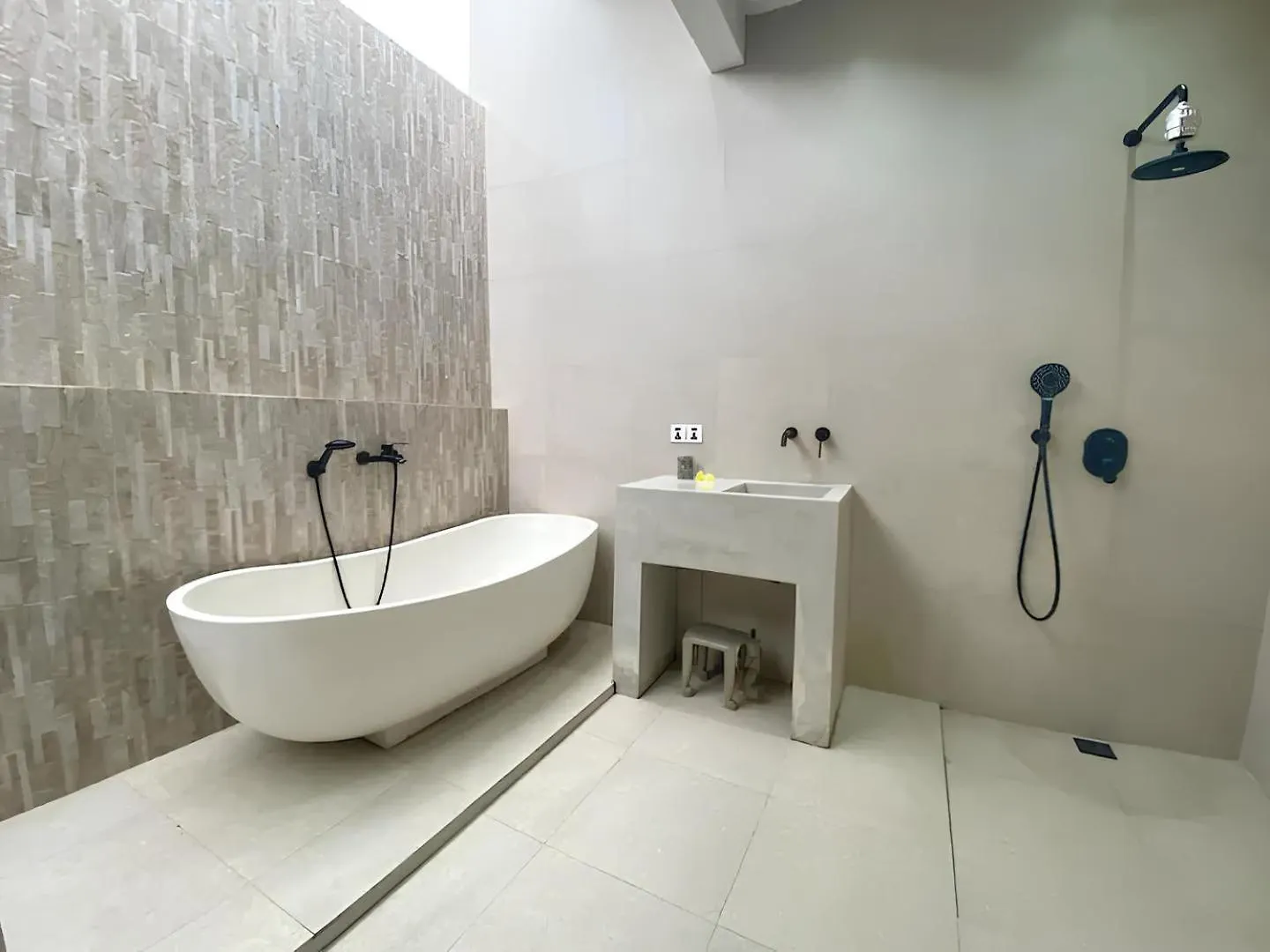 Villa Grandlux Bali 2 Bed Villa Pool Big Garden Seminyak