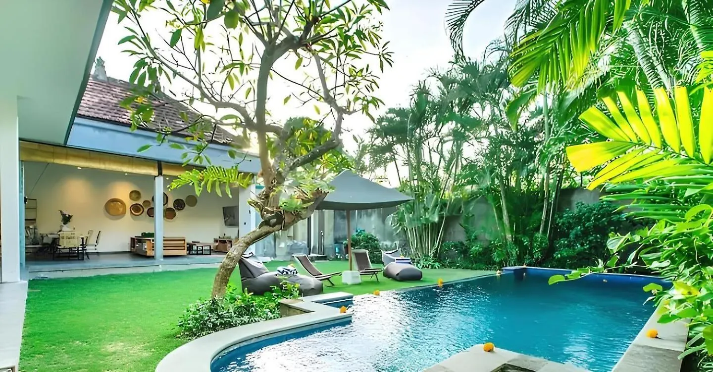 Villa Grandlux Bali 2 Bed Villa Pool Big Garden location